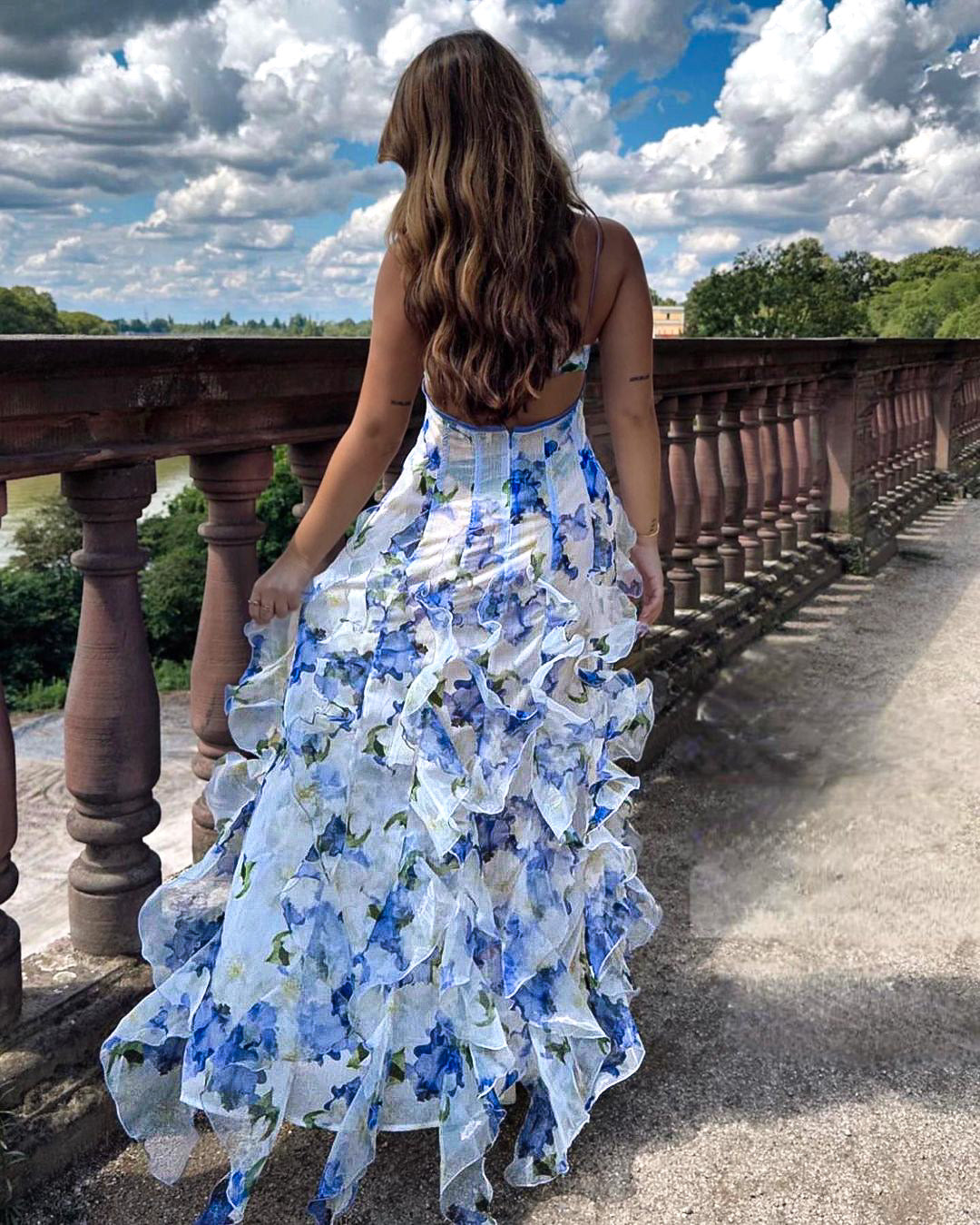 Teresa | Vestido Midi Floral com Ruches