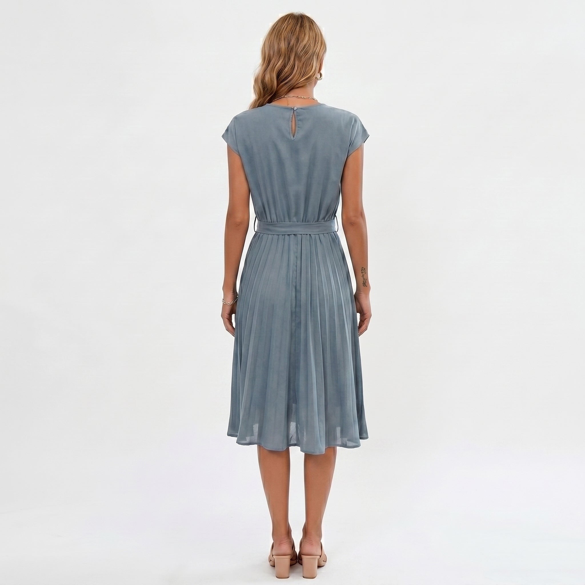 Clara - Vestido Elegante de Verão