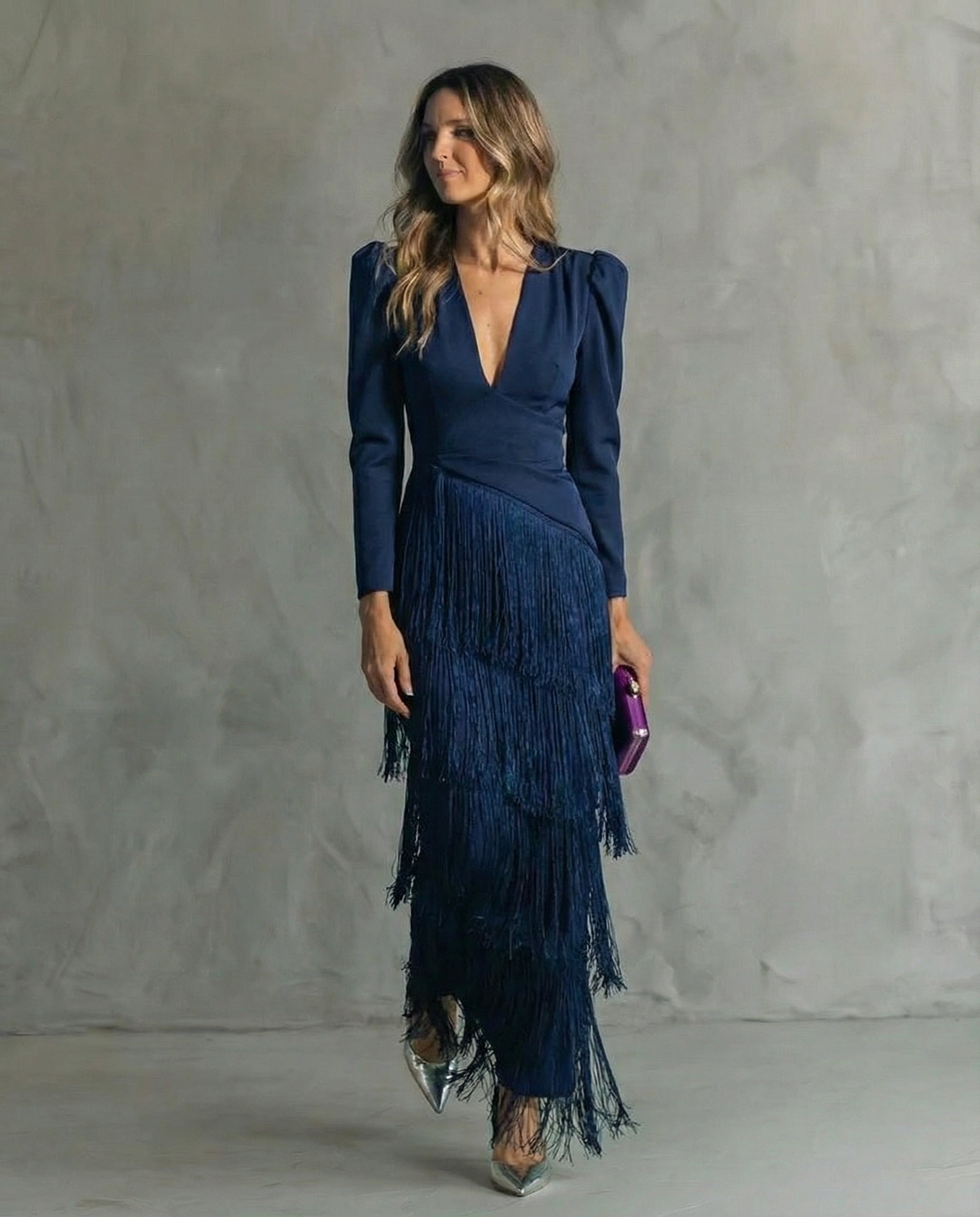 Madalena | Vestido Elegante com Mangas de Franja