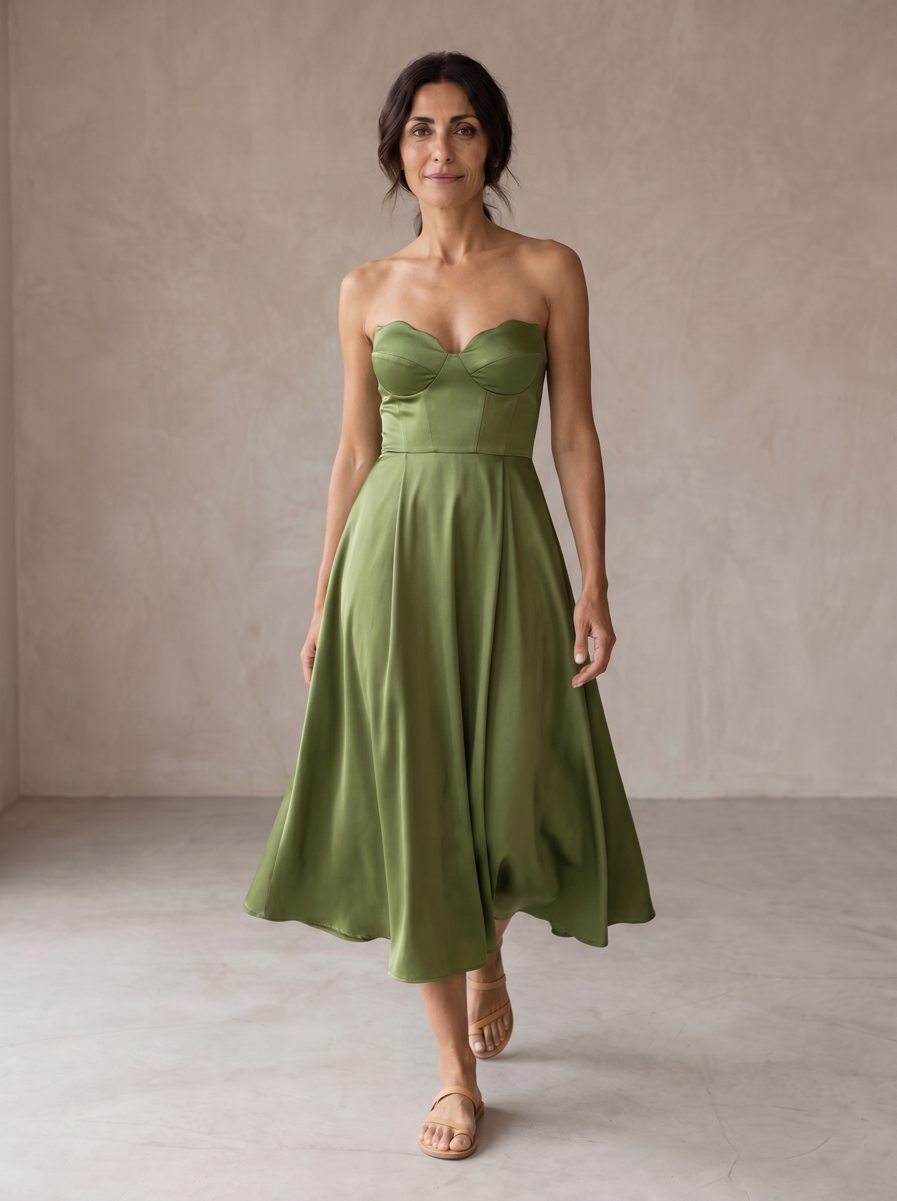 Laura | Vestido Midi Elegante Sem Alças
