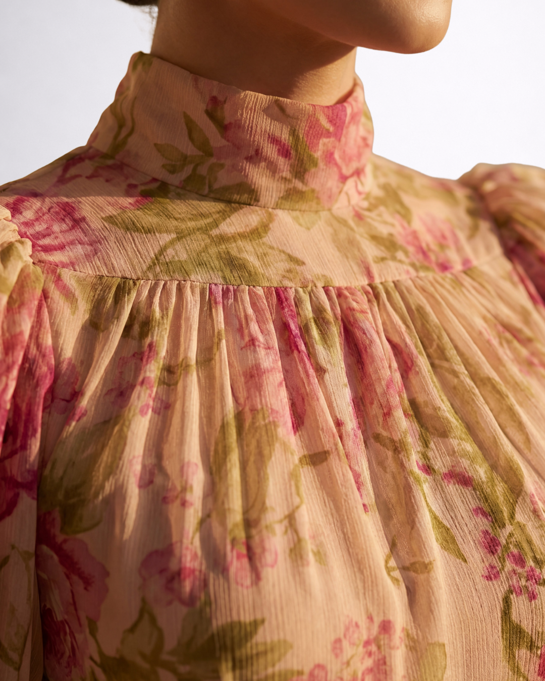 Joana | Vestido Longo Floral em Chiffon