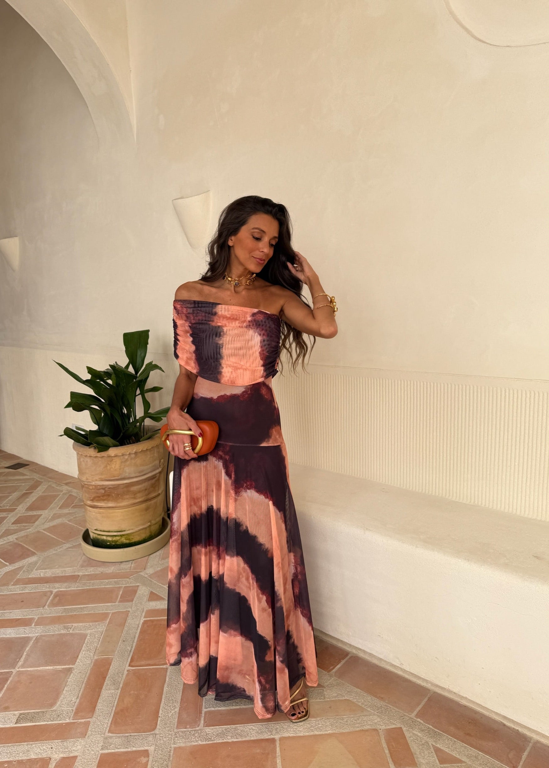 Catarina | Vestido Maxi Assimétrico com Estampado Abstrato