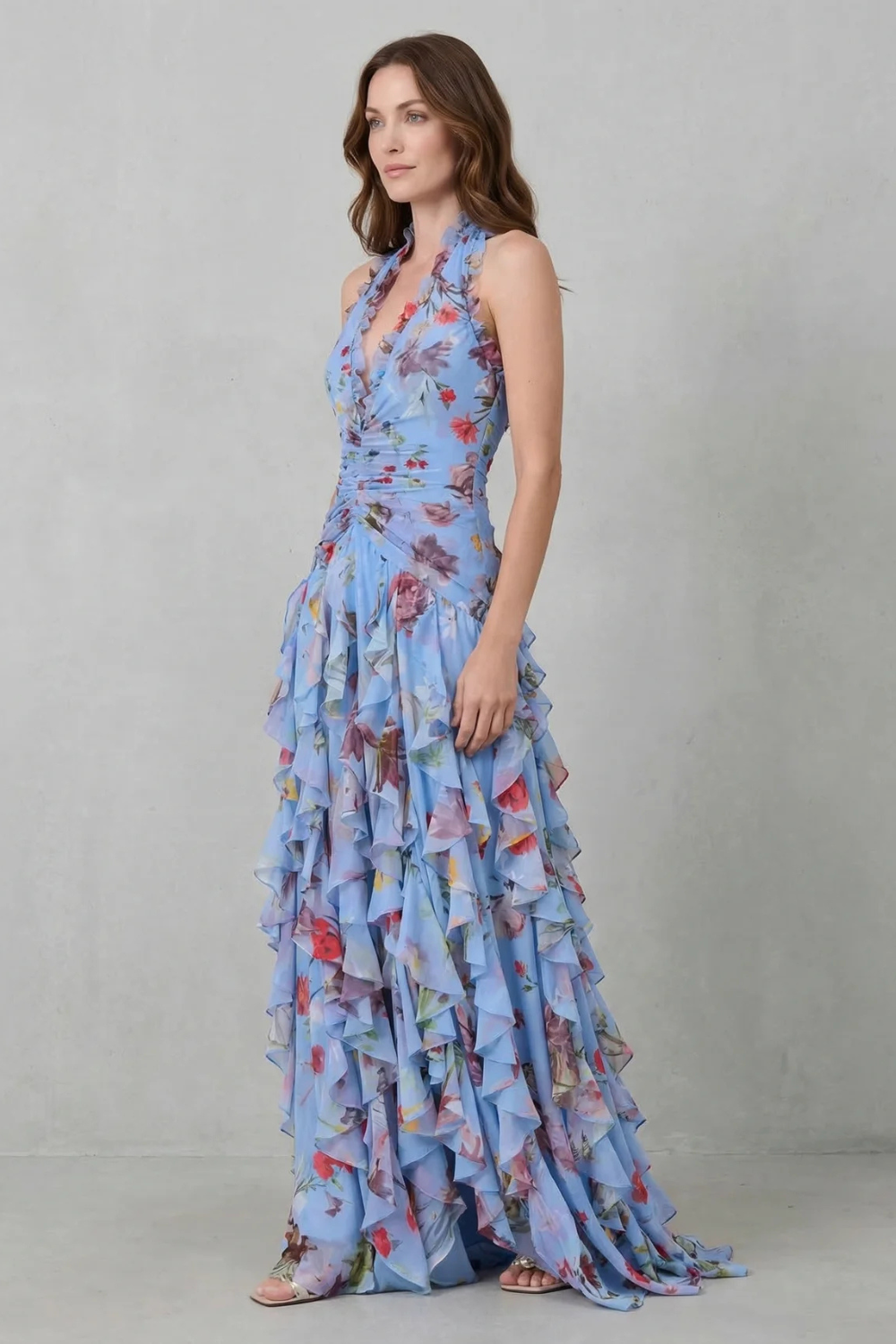 Bárbara | Romântica Cascata de Rosas Vestido Longo com Decote Americano