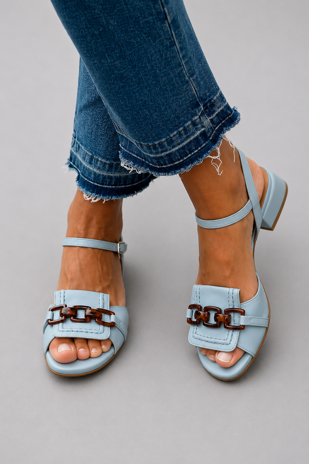 Azzurra | Sandálias Elegância Costeira
