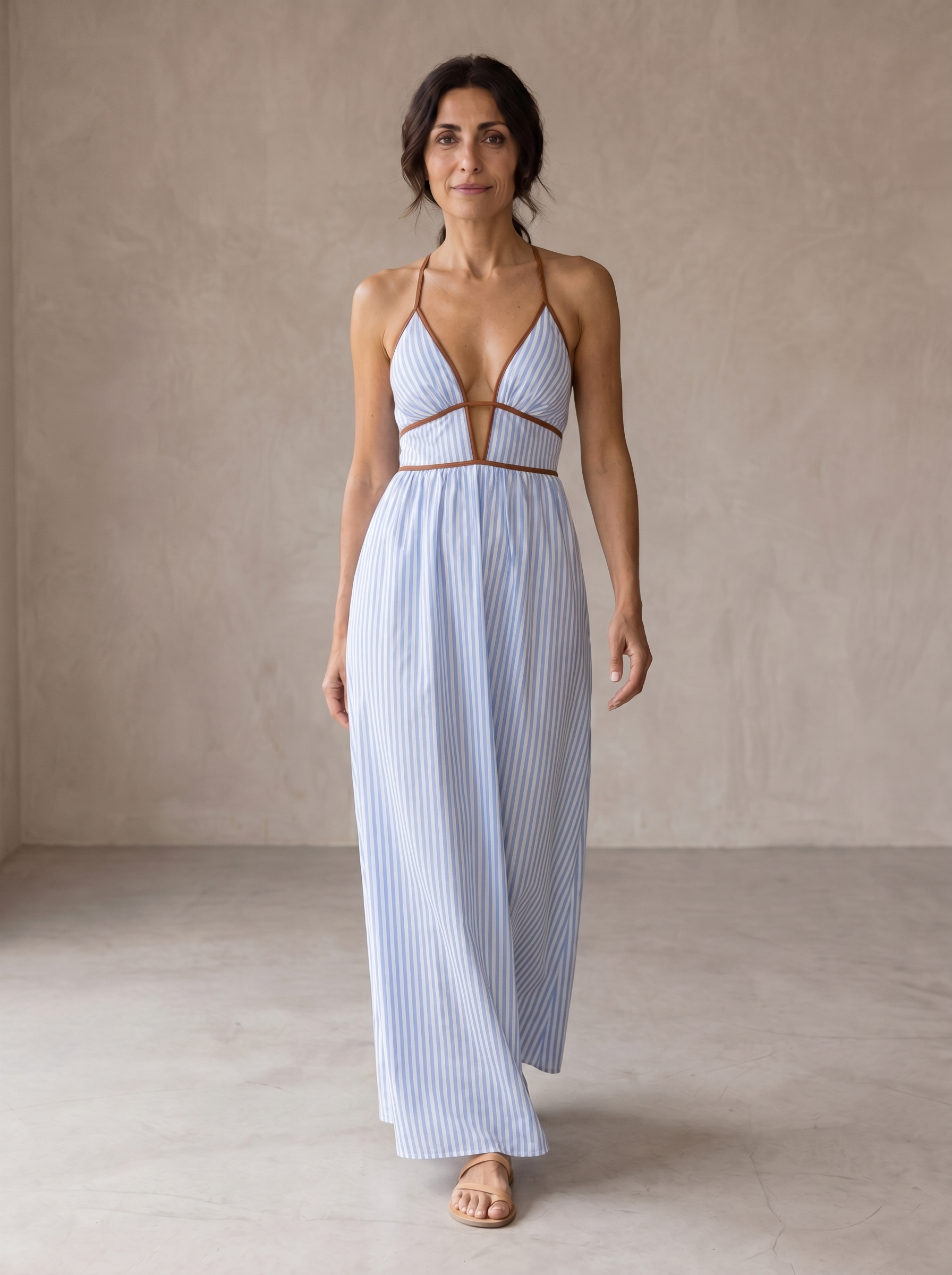 Alice | Vestido Longo às Riscas com Decote Cut-out