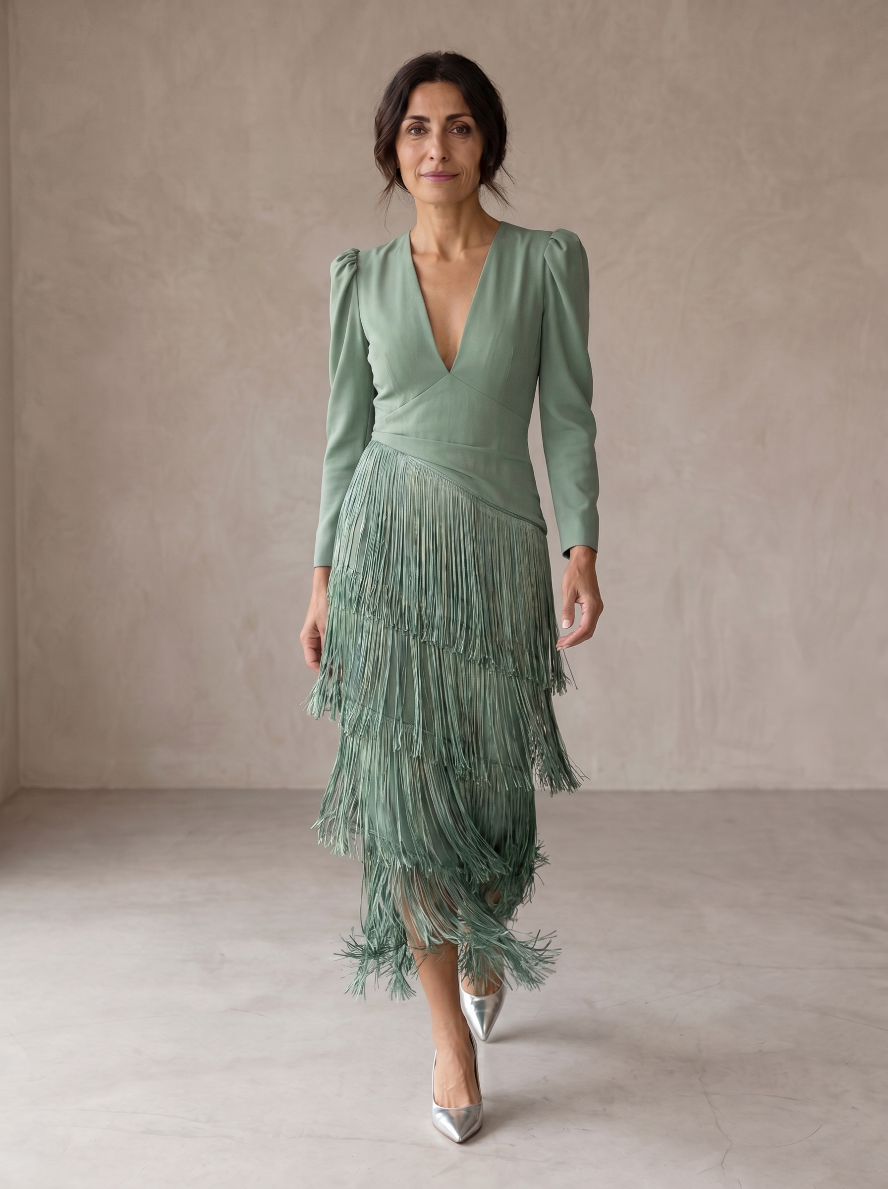 Madalena | Vestido Elegante com Mangas de Franja